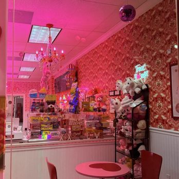 Jazzberry Scoops - Ice Cream & Frozen Yogurt Near Me - Fort Lauderdale, Florida