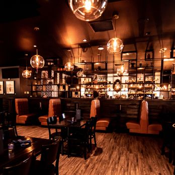 LJ's Bistro & Bar - Moody Vibe
#diningdestination - New American Near Me - Lake Stevens, Washington LJ's Bistro & Bar - Moody Vibe
#diningdestination - New American Near Me - Lake Stevens, Washington