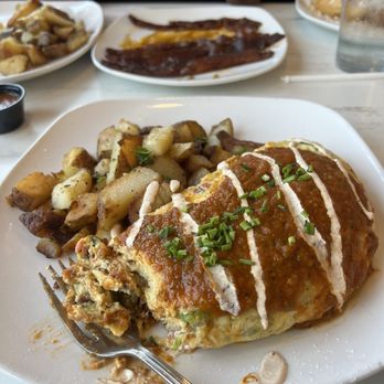 Syrup - Aurora - Omelette Santa Fe - Breakfast & Brunch Near Me - Aurora, Illinois Syrup - Aurora - Omelette Santa Fe - Breakfast & Brunch Near Me - Aurora, Illinois