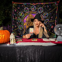 Daniella Windsong - Astrology for a hollywood event