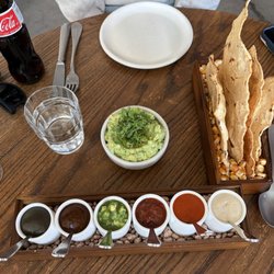 AMA - Salsa flight. A must order