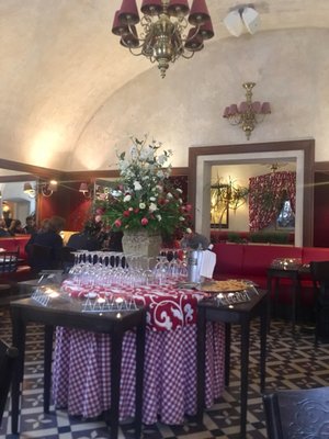 Cafe de Paris by null