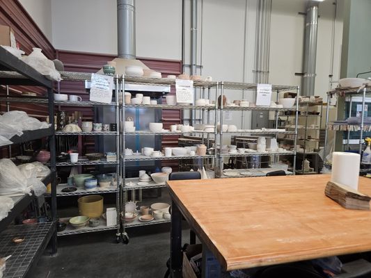 Muddie Buddies Pottery Studio