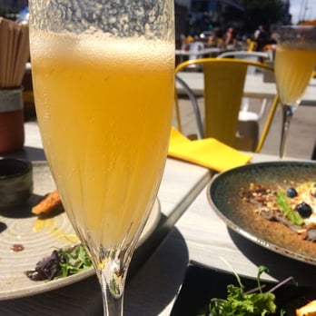 Mommi - Japanese Near Me - London, XGL
