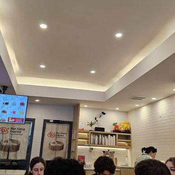 Nan Xiang Express  - Inside - Shanghainese Near Me - Boston, Massachusetts