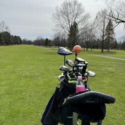 Shadow Lake - Golf elegance.
