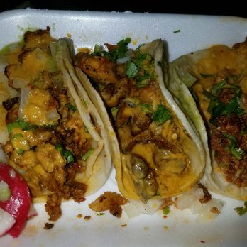 Cabañas Tacos - $1 tacos - Food Trucks Near Me - Santa Ana, California