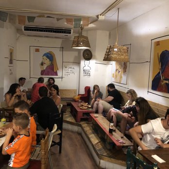 La Finestra - Pizza Near Me - Valencia, V