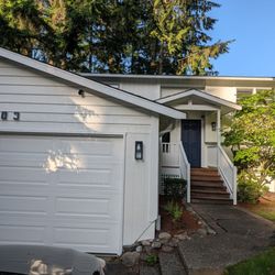 Arzeta's Quality Painting - Jesus and his team did an excellent job painting the exterior of our home.