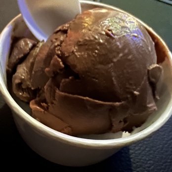 Lix Uptown Ice Cream - Dank Chocolate - Ice Cream & Frozen Yogurt Near Me - Phoenix, Arizona