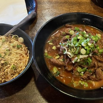 Wula Buhuan - 15. Dan Dan Noodle and 6. Spicy Boiled Beef - Szechuan Near Me - Houston, Texas Wula Buhuan - 15. Dan Dan Noodle and 6. Spicy Boiled Beef - Szechuan Near Me - Houston, Texas