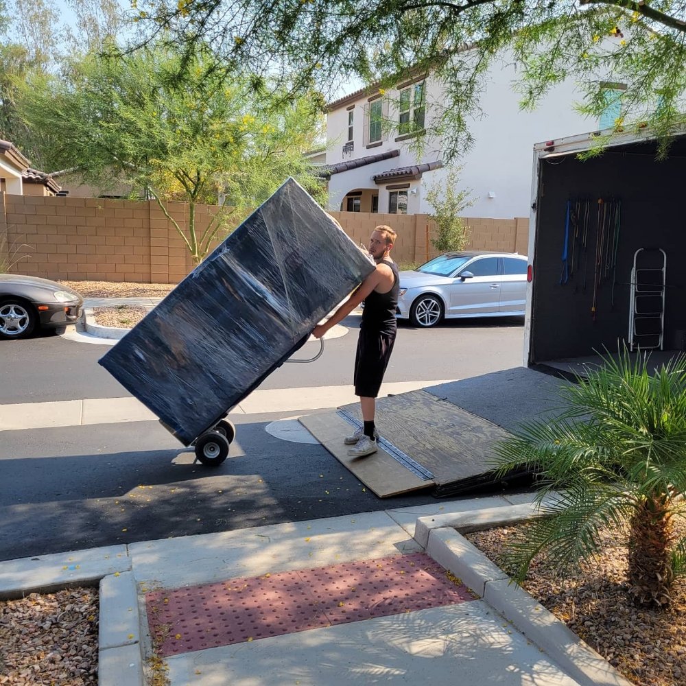 DONATION MOVERS Updated October 2024 64 Photos & 67 Reviews 2150