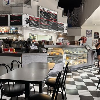 42nd Street Bagel Cafe - Bagels Near Me - Claremont, California 42nd Street Bagel Cafe - Bagels Near Me - Claremont, California