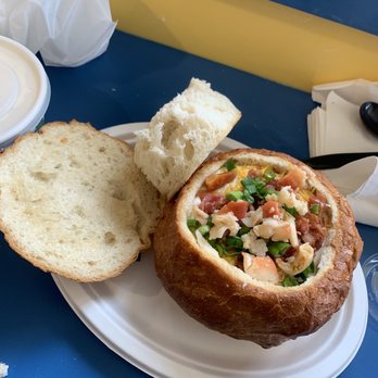 Splash Cafe - Bread Bowl of Clam Chowder fully loaded - American Near Me - Pismo Beach, California Splash Cafe - Bread Bowl of Clam Chowder fully loaded - American Near Me - Pismo Beach, California