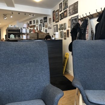 Joe et Charlie - Hair Salons Near Me - Montreal, Quebec Joe et Charlie - Hair Salons Near Me - Montreal, Quebec