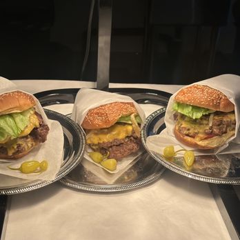 Butter's Burgers - trifecta - Burgers Near Me - Napa, California