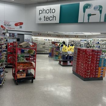 Walgreens - Photo isle - Drugstores Near Me - Naples, Florida