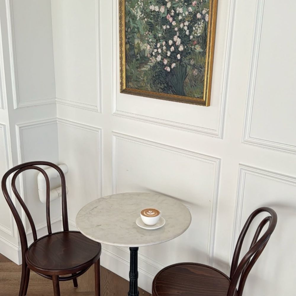 Cafe Le Fleurs - Coffee & Tea Near Me - Happy Valley, Oregon Cafe Le Fleurs - Coffee & Tea Near Me - Happy Valley, Oregon