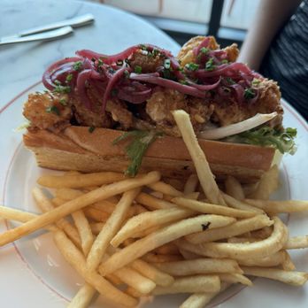 Garni Cafe - Shrimp po boy - Cafes Near Me - Orlando, Florida Garni Cafe - Shrimp po boy - Cafes Near Me - Orlando, Florida