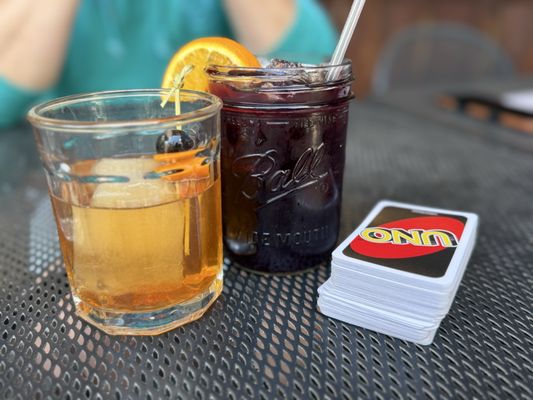 Slow Groovin BBQ by null