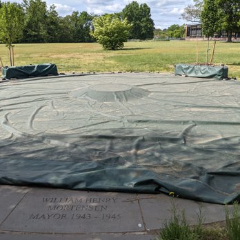 Hartford Circus Fire Memorial - Central memorial of the Hartford Circus Fire Memorial, Hartford CT - Landmarks & Historical Buildings Near Me - Hartford, Connecticut Hartford Circus Fire Memorial - Central memorial of the Hartford Circus Fire Memorial, Hartford CT - Landmarks & Historical Buildings Near Me - Hartford, Connecticut