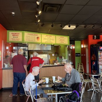 Yummy Pollo - diners in a restaurant - Peruvian Near Me - Louisville, Kentucky