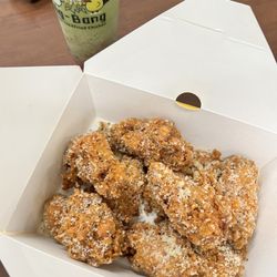 Big Bang Boba & Chicken - Strawberry matcha boba, cheese honey fried chicken