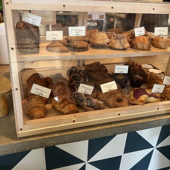 Daydream Surf Shop - Pastries - Coffee & Tea Near Me - Newport Beach, California