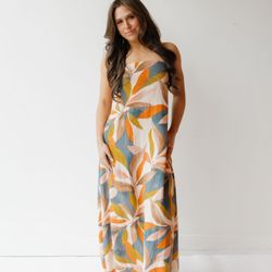 mode - Trendy tropical maxi dress from Mode women's fashion boutique.