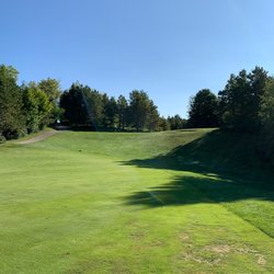 Bahle Farms Golf Course - Elevation changes on every fairway just about