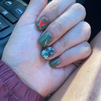 Nina Nails - Nail Salons Near Me - Mill Creek, Washington