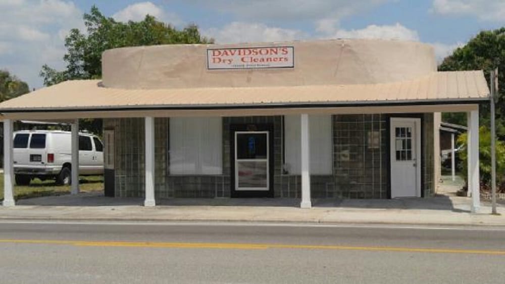 DAVIDSON’S CLEANERS Updated June 2024 325 N Bridge St, Labelle