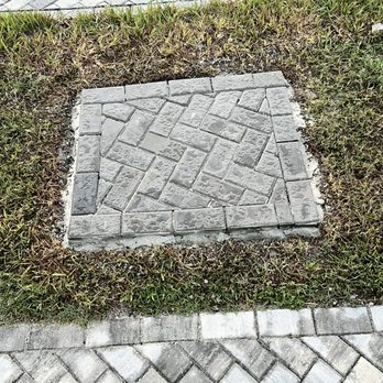 Rohr Built - Pavered stepping stone - Masonry/Concrete Near Me Rohr Built - Pavered stepping stone - Masonry/Concrete Near Me
