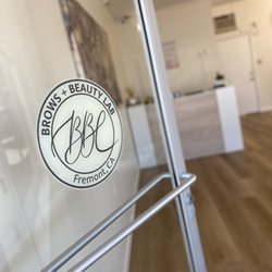 Brows + Beauty Lab