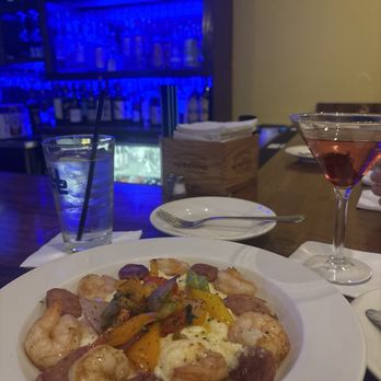 Blue Seafood & Spirits - Seafood Near Me - Virginia Beach, Virginia