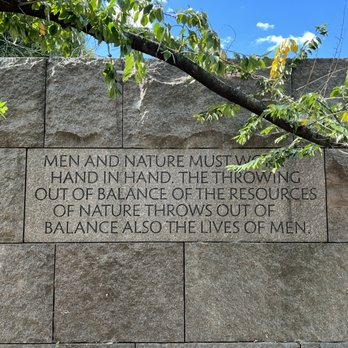 Franklin Delano Roosevelt Memorial - Landmarks & Historical Buildings Near Me - Washington, DC, District of Columbia