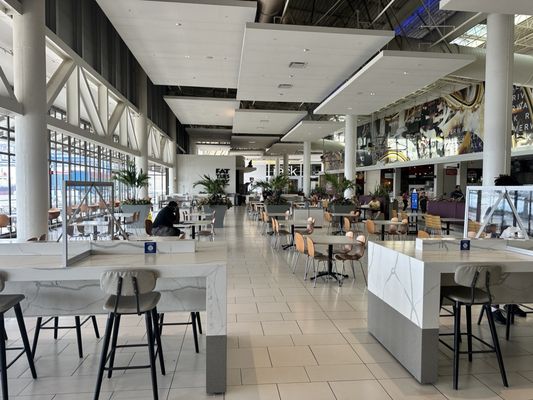Riverwalk Outlets by null