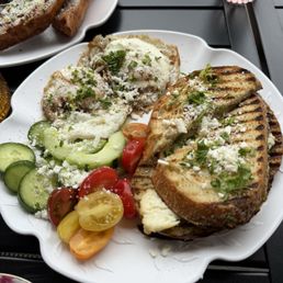 Zaatar Halloumi Toast