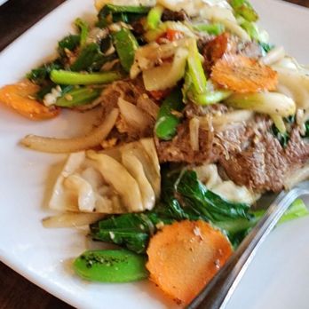 Thai Kitchen Bird Pepper - Thai Near Me - Bellevue, Washington Thai Kitchen Bird Pepper - Thai Near Me - Bellevue, Washington