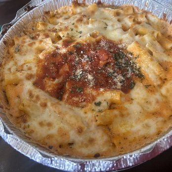 Argentos Pizza - Baked Ziti with chicken. - Pizza Near Me - Buckeye, Arizona Argentos Pizza - Baked Ziti with chicken. - Pizza Near Me - Buckeye, Arizona