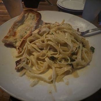 Yard House - Chicken Alfredo - New American Near Me - Marina Del Rey, California Yard House - Chicken Alfredo - New American Near Me - Marina Del Rey, California
