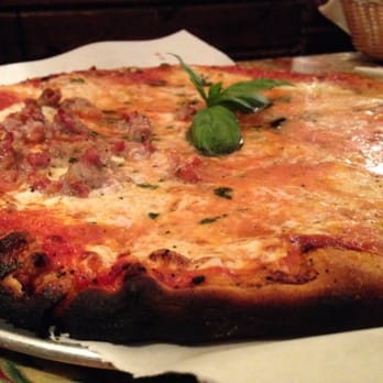 Roseland Apizza - Small pizza with sauce and fresh mozzarella and 1/3 sausage. - Pizza Near Me - Derby, Connecticut Roseland Apizza - Small pizza with sauce and fresh mozzarella and 1/3 sausage. - Pizza Near Me - Derby, Connecticut