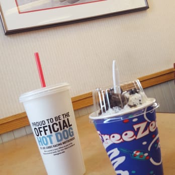 Wienerschnitzel - Oreo freezee. Freezees are on specials on Sunday for 2.49 - Hot Dogs Near Me - Las Vegas, Nevada