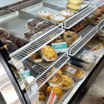 Breadologie Bakery - Bakeries Near Me - Granada Hills, California