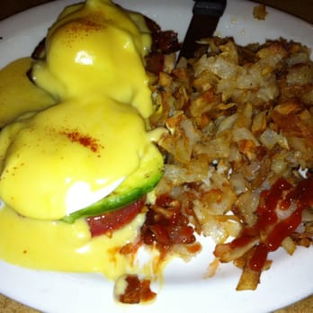 Egg Plantation - plantation Benedict - Breakfast & Brunch Near Me - Newhall, California