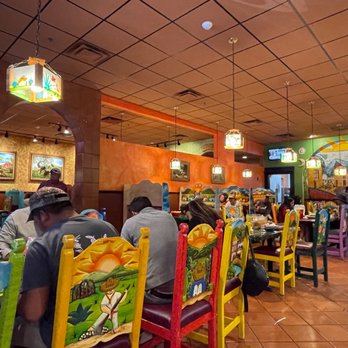 Linda Vista - Cute decor - Mexican Near Me - Gainesville, Florida Linda Vista - Cute decor - Mexican Near Me - Gainesville, Florida