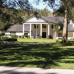 Jumbolair Inn - Home built for Muriel Vanderbilt in 1968