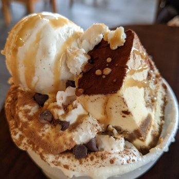 Cafe Clover - Tiramisu Milk Snow - Desserts Near Me - Elkins Park, Pennsylvania