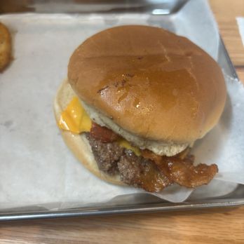 Cooper's - Cooper Single (Added cheese and bacon) - Bars Near Me - Memphis, Tennessee Cooper's - Cooper Single (Added cheese and bacon) - Bars Near Me - Memphis, Tennessee