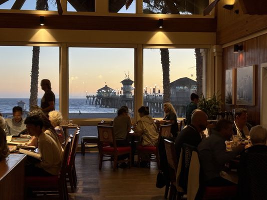 Duke's Huntington Beach by null